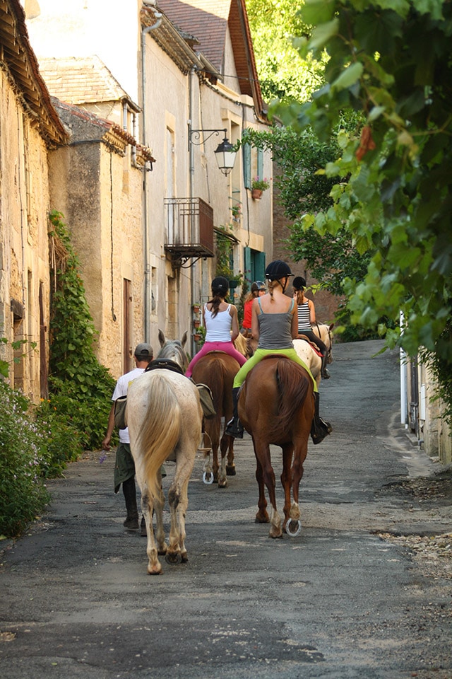 balade à cheval dordogne