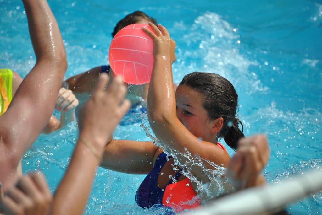 animations piscine camping dordogne