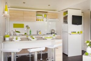Domaine De Fromengal : Cuisine Mobil Home Luxe Bois