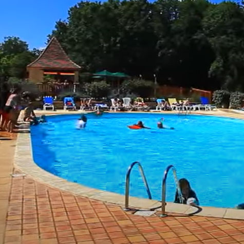 piscine campeurs Domaine de Fromengal