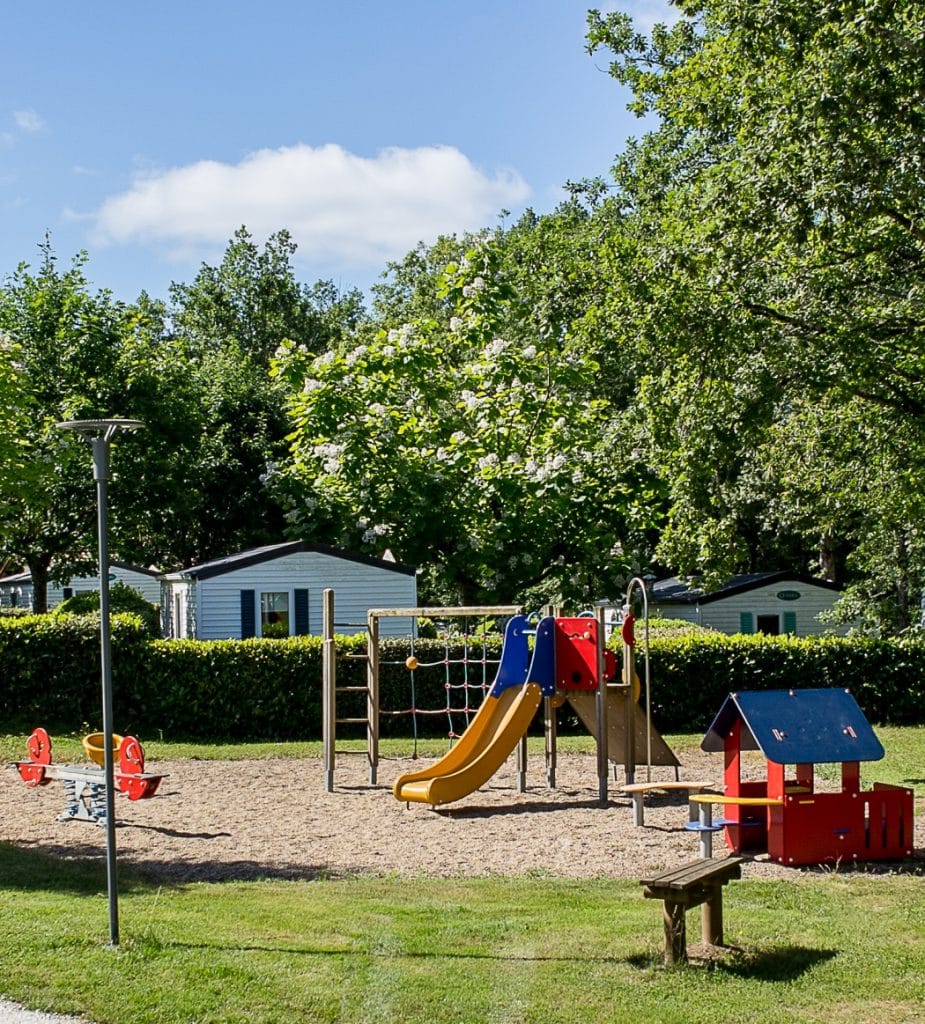 aire de jeux camping Fromengal Dordogne