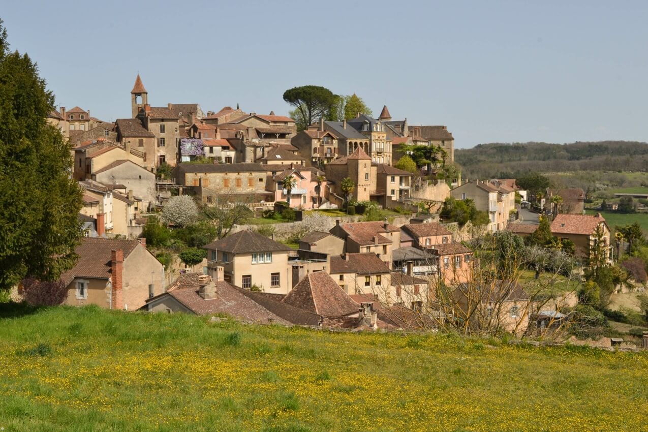 Village de Belvès proche de notre camping Domaine de Fromengal